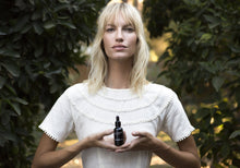 Load image into Gallery viewer, Plum Beauty Oil
