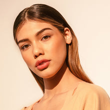 Load image into Gallery viewer, The Sun Show Moisturizing Baked Bronzer