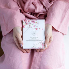 Load image into Gallery viewer, Japanese Cherry Blossom & White Tea Smoothing Mask