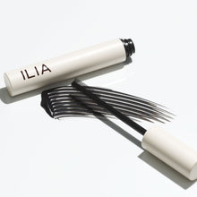Load image into Gallery viewer, Limitless Lash Mascara

